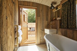 Stream Wagons | Bathroom | Hair dryer, bathrobes, towels - THE PIG at Combe - Devon (Honiton)