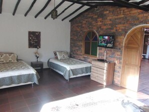 Individually decorated, desk, free WiFi - Hotel Campestre Franchesca (Tenjo)