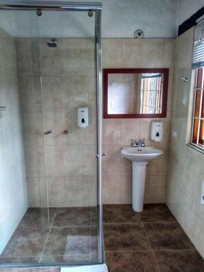 Bathroom - Hotel Campestre Franchesca (Tenjo)
