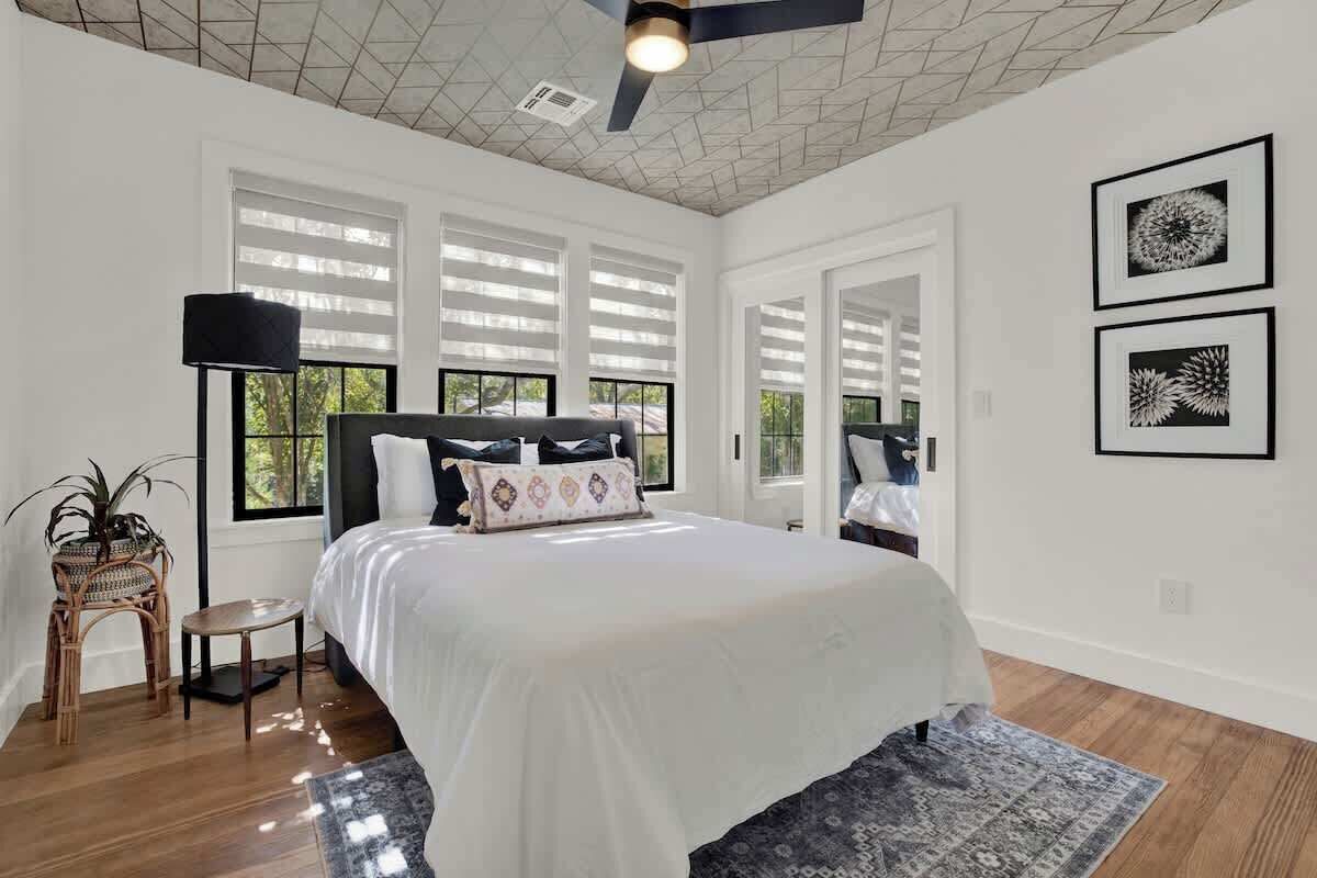 Casa, letti multipli, cucina, vista giardino (412 W Schubert St.) | 2 camere, con stile personalizzato, con arredamento individuale