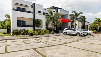 Apartment | Exterior