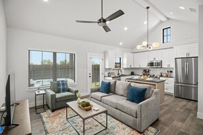 House, Multiple Beds, Hot Tub | Living area - The Ricardos Joint With Hot Tub (Fredericksburg)