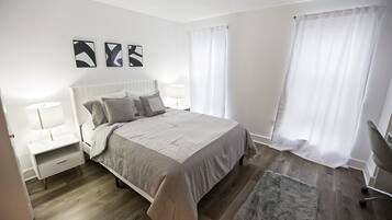 1 bedroom, desk, iron/ironing board, WiFi