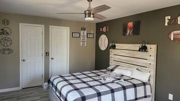 3 quartos, ferros/tábuas de passar roupa, Wi-Fi, roupa de cama