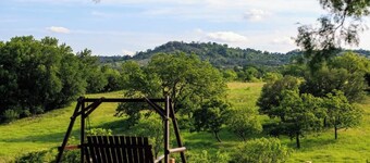 Rivers Edge Cottages With Hot Tub