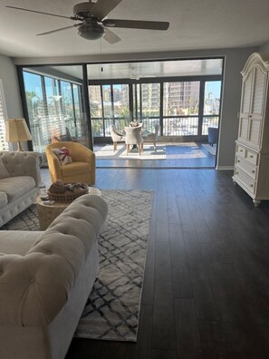 Smart-tv och böcker