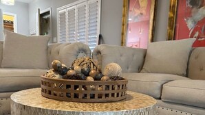 Unclassified image, 5 of 31, button - 3-bedroom condo w/ water views in phenomenal Burnt Store Marina in Punta Gorda
 (Punta Gorda)