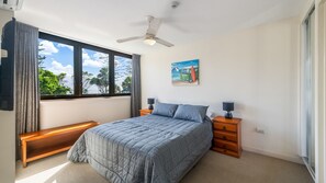 3 soverom, strykejern/-brett, wi-fi og sengetøy