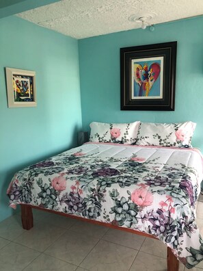 Deluxe-Zimmer, 1 King-Bett, Nichtraucher, Kochnische | Kostenloses WLAN, Bettwäsche