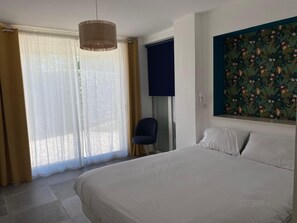 4 camere, ferro/asse da stiro, culla da viaggio, Wi-Fi gratuito