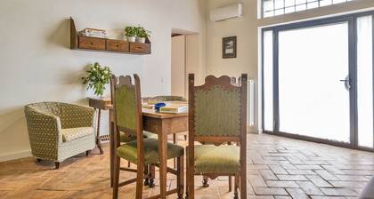 Megognano Estate - Carpentry Apartment