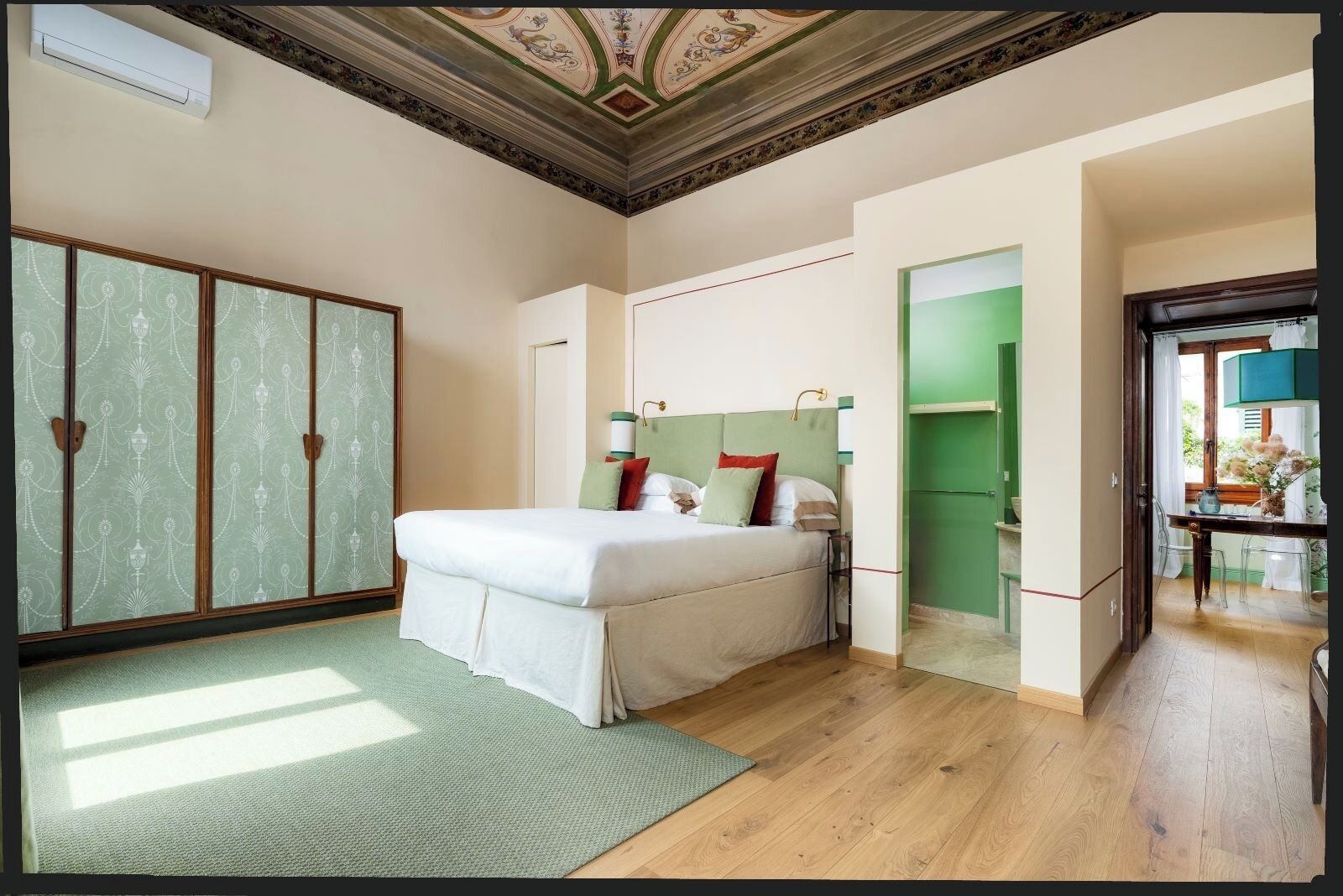 3 Schlafzimmer, Reisekinderbett, kostenloses WLAN, Bettwäsche