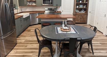 Quilty Cottage - No Cleaning Fee - Quiet Space just outside of Rexburg