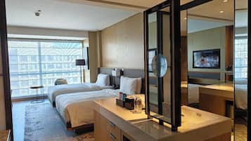 Down duvets, minibar, in-room safe, desk