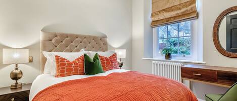 4 bedrooms, free WiFi, bed sheets