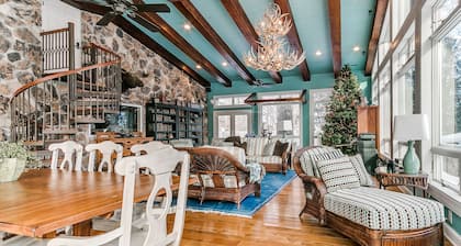 Huge Retreat with Outdoor Heated Pool by Briggs Woods Golf Course & Event Center