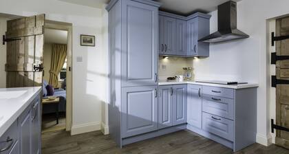 Crows Hall - a beautiful house in Colchester sleeping 4 guests