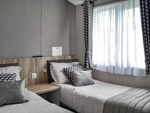 3 quartos, Wi-Fi de cortesia, roupa de cama