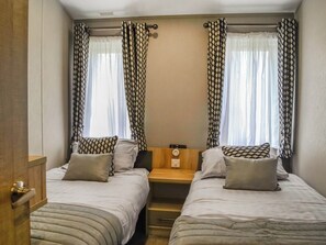 3 quartos, Wi-Fi de cortesia, roupa de cama