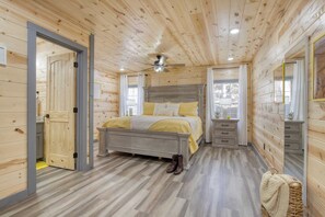 House (5 Bedrooms) | Interior - Pink Pines by Avantstay Luxury Aesthetic Dream Home, Indoor Pool, Hot Tub (Sevierville)