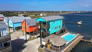 Interior - 6bdr, Balcony w/ Bay View, Shared Pool + Boat Dock Keeper Red by Avantstay (Corpus Christi)