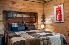 4 Schlafzimmer, Schreibtisch, WLAN