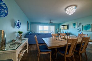 Dining - Luxury Oceanview Condo, Steps to the Beach (Salter Path)
