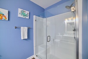Hair dryer, towels