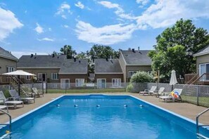 Pool - Condo En Quatre Temps (Beaupré)