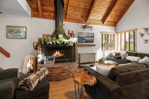 Smart-TV, Kamin, Computerbildschirme