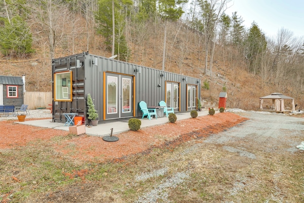 Castleton Vacation Rental | 5BR | 2.5BA | 1,700 Sq Ft