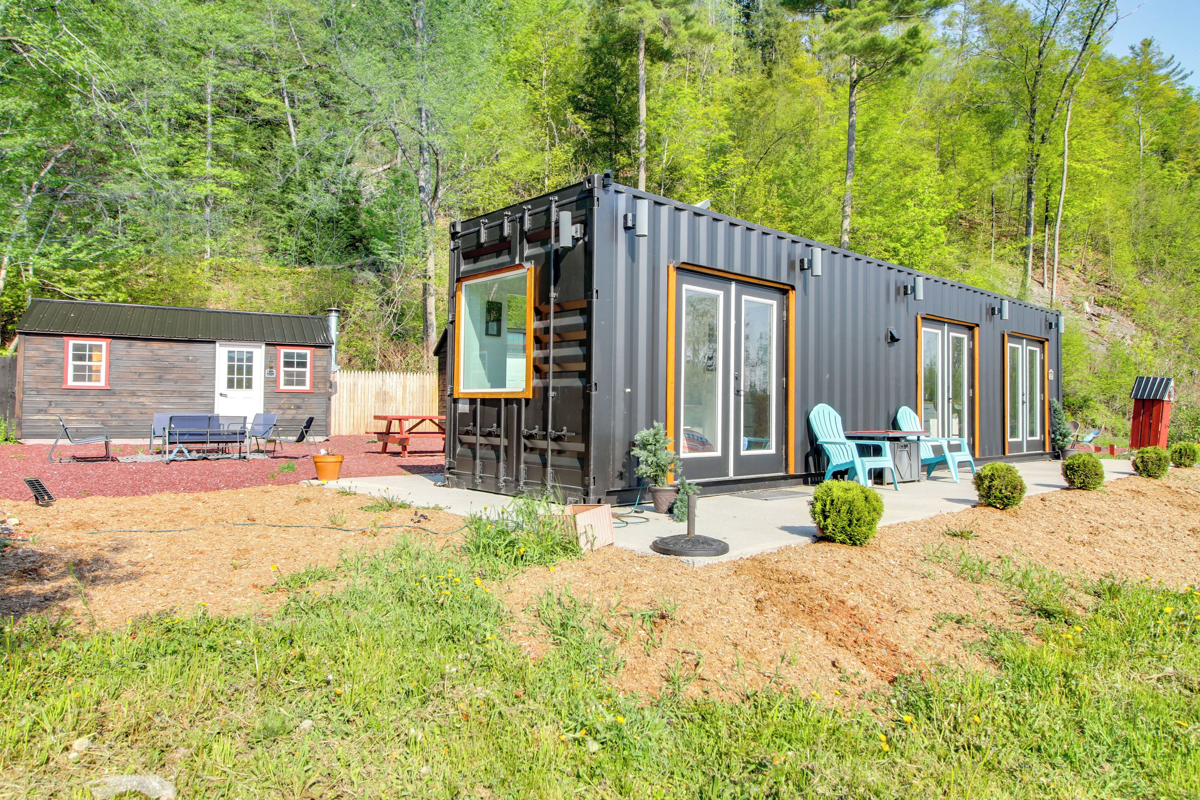 Castleton Vacation Rental | 5BR | 2.5BA | 1,700 Sq Ft
