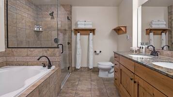 淋浴设施、吹风机、毛巾