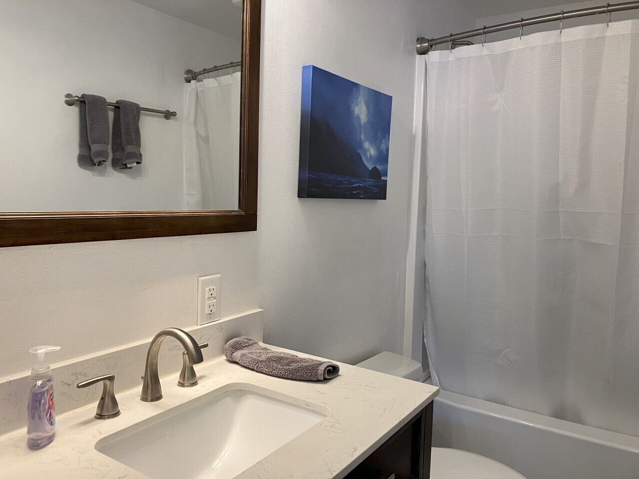 Hair dryer, towels