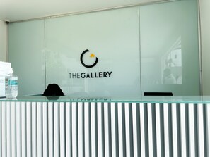 Reception - The Gallery Apartment (Accra)