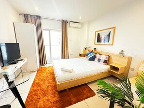 奢華開放式客房 | 隔音、免費 Wi-Fi