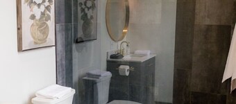 Speakeasy Suites 