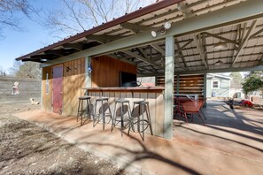 Outdoor dining - 2 Mi to UA: Central Fayetteville Home w/ Patios (Fayetteville)