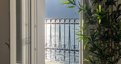 2-bed Apt With Stunning Lake Como Views & Terrace