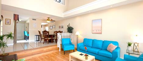 Smart TV, DVD player