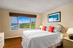 2 bedrooms, iron/ironing board, free WiFi, bed sheets - Forever Ocean Views POOL & BBQ (Princeville)