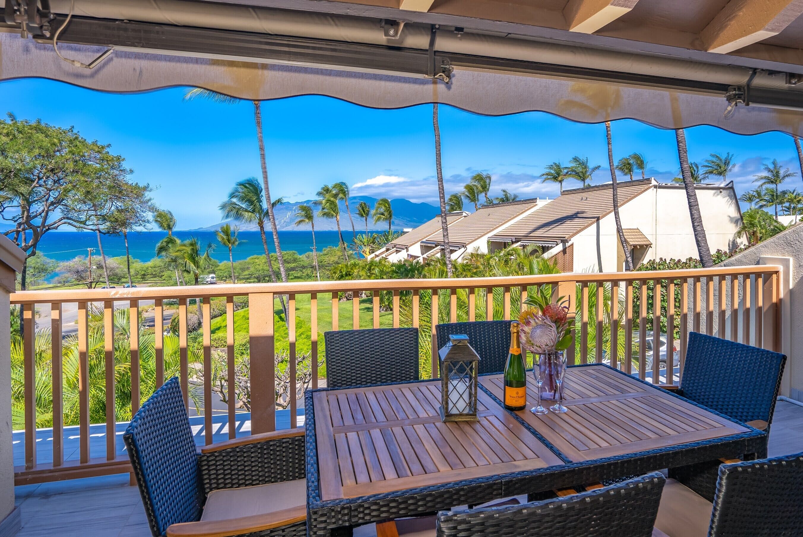 Luxury Apartment, 2 Bedrooms, Kitchen, Ocean View | Balcony view