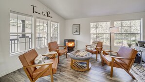 Living area - Mtn Views + Playground: Family-Friendly Pine Cabin (Pine)