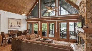 TV, fireplace, ping pong