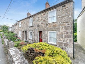 Exterior - Looking for an affordable escape, Country View is ideal. (St Erth)
