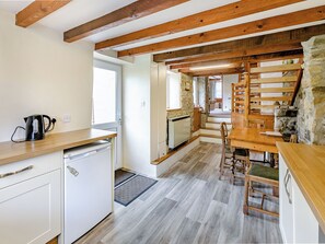 Interior - Looking for an affordable escape, Country View is ideal. (St Erth)