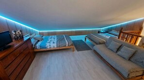 4 slaapkamers, een strijkplank/strijkijzer, gratis wifi, beddengoed