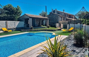 Pool - Cozy home in St Sauveur de Cruzière (St Sauveur de Cruzière)