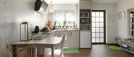 Fridge, microwave, oven, stovetop