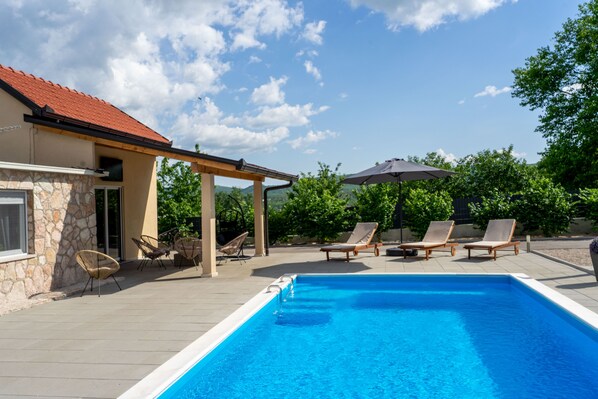 Außenpool, beheizter Pool